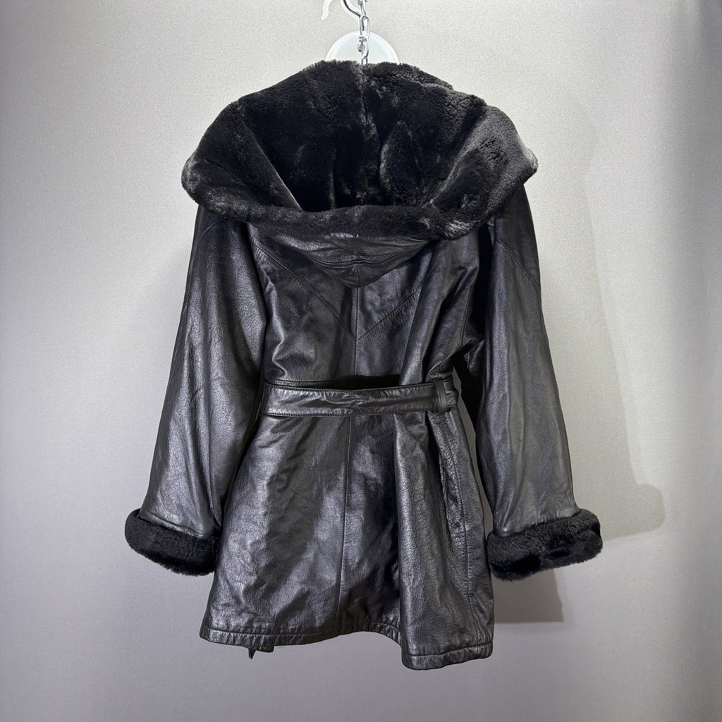Vintage Wilsons Women's Large Black Leather Belted Coat Faux Fur Accents Lined