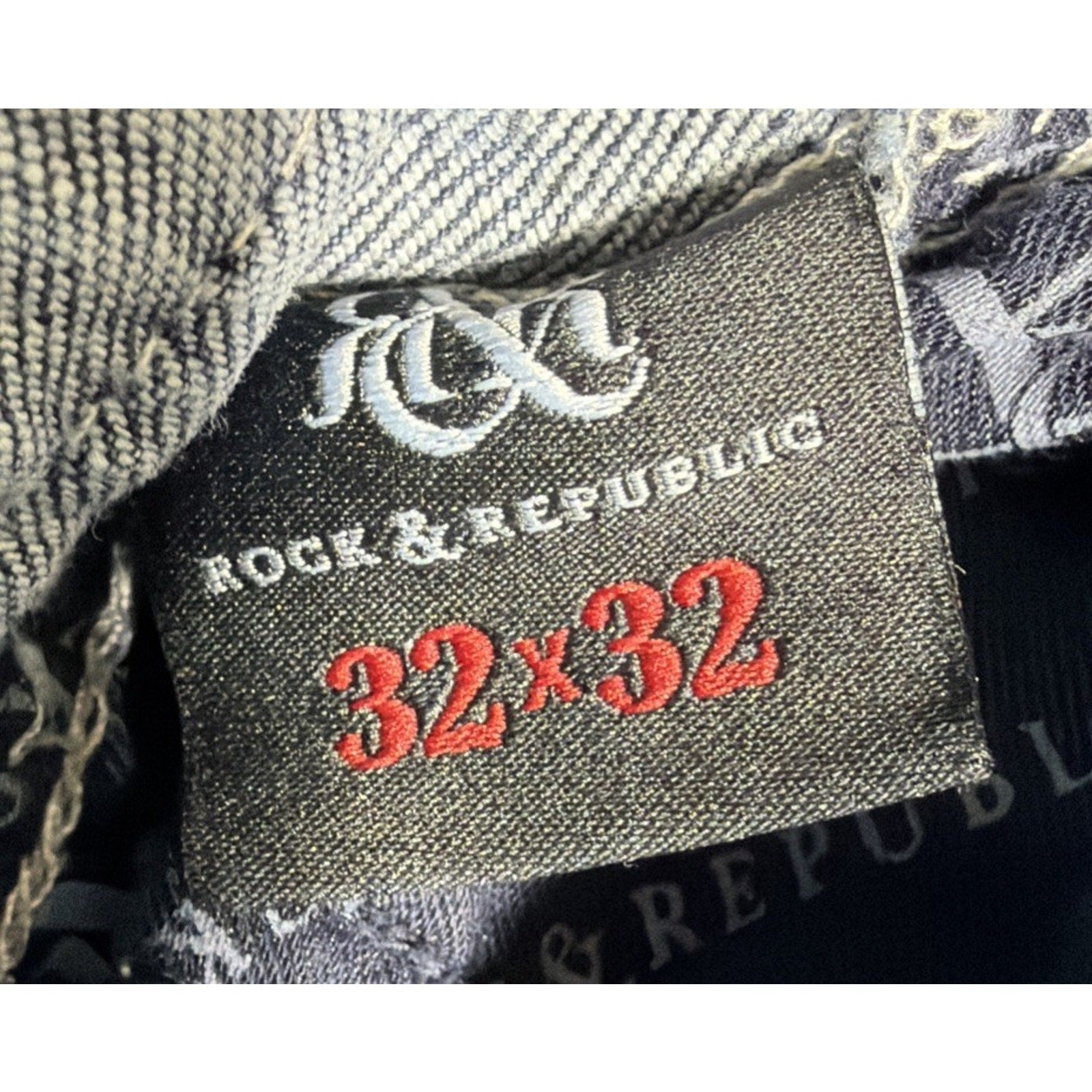 Men's ROCK REPUBLIC RELAXED STRAIGHT Denim Jeans 32x32 Whiskered Thick Stitch