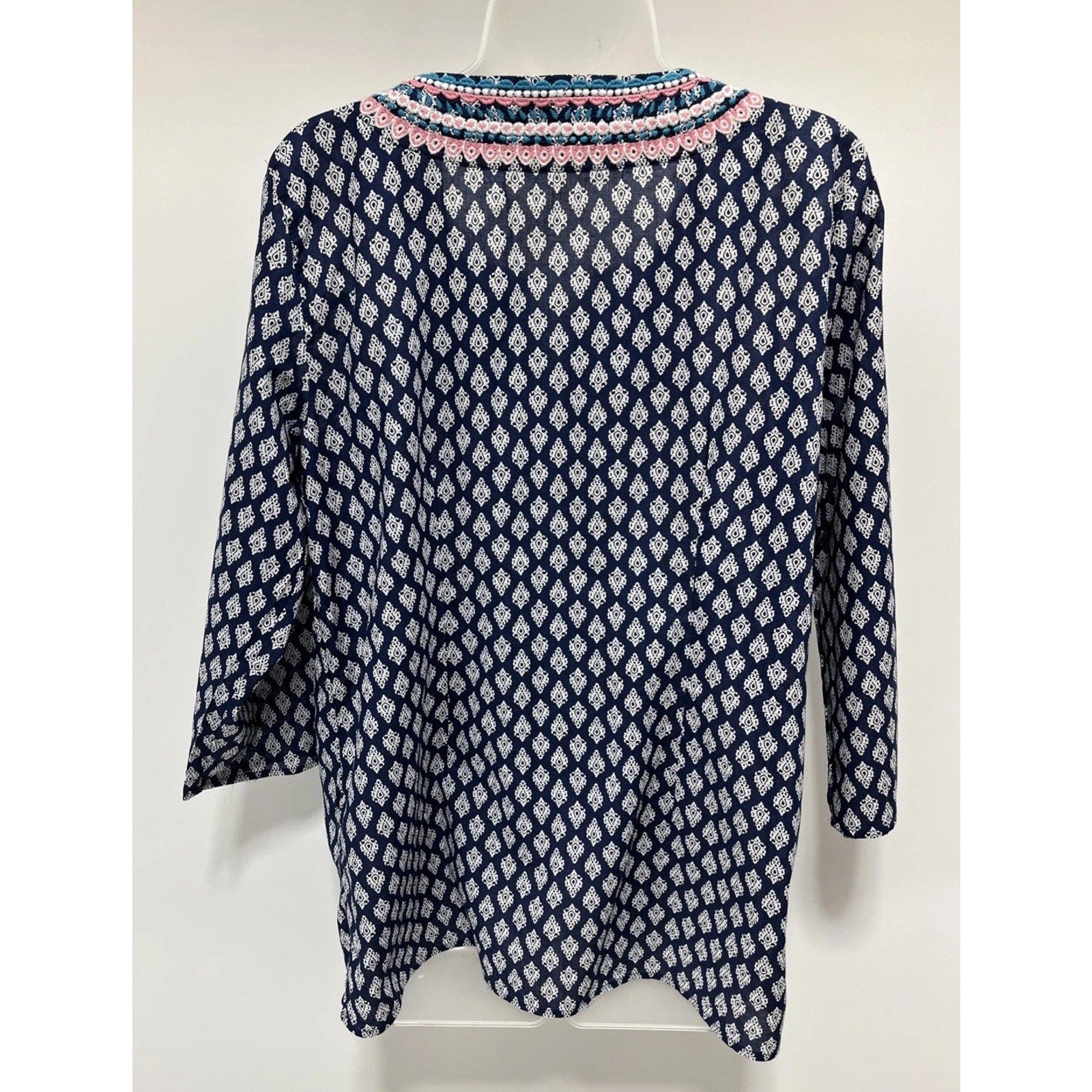 Talbots Top Womens M Blue Embroidered 3/4 Sleeves Relaxed Fit Cotton Boho Shirt