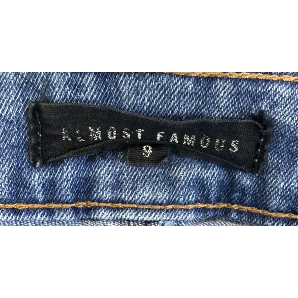 Y2K Almost Famous Womens Low Rise Bootcut Flare Denim Jeans Pockets Size 9 33x31