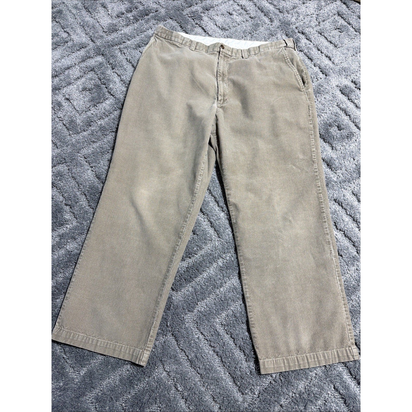 Men's Haggar Classic Fit Premium Stretch Waist Corduroy Size 38x29