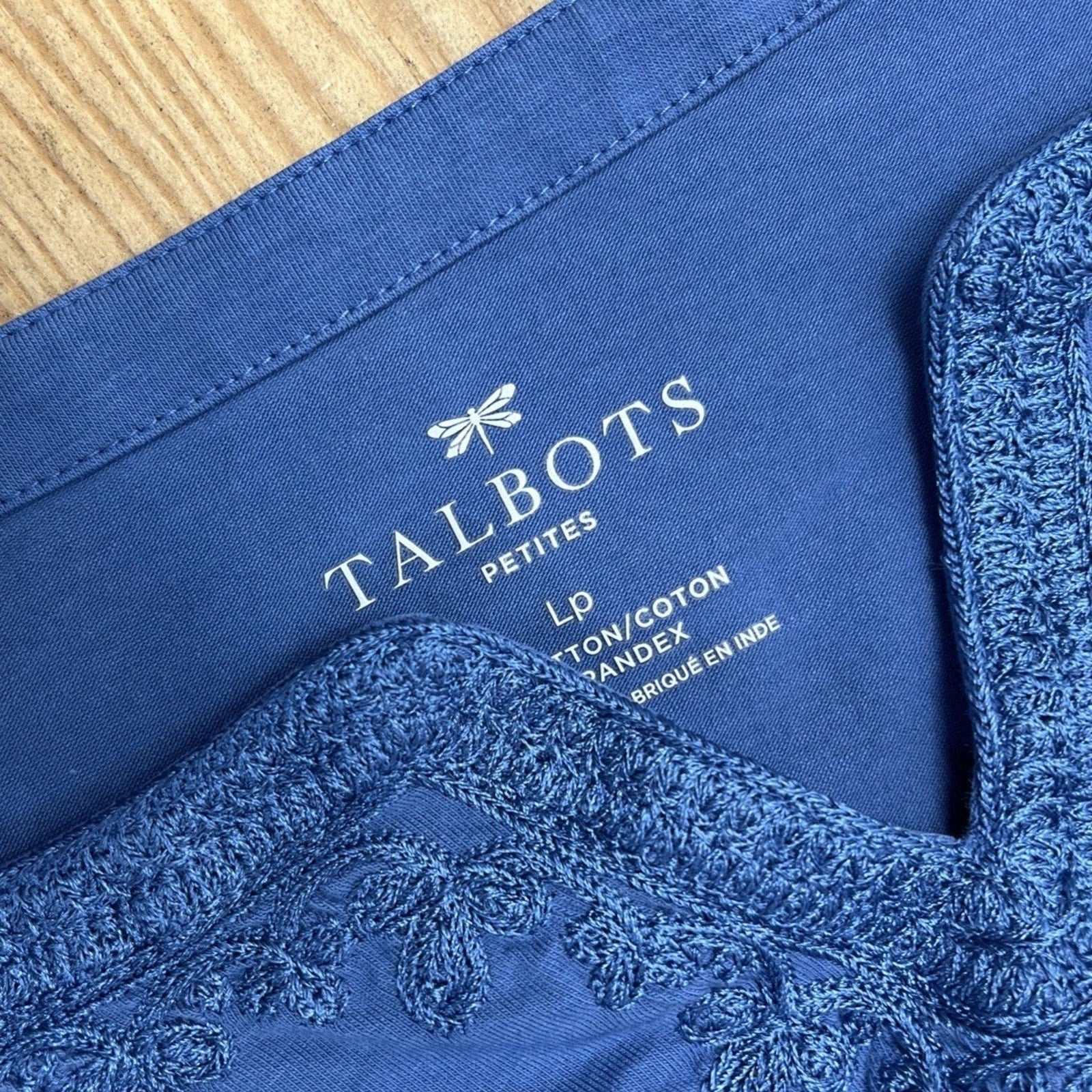 TALBOTS Embroidered Women short sleeve Top - blue - Petite Size PL