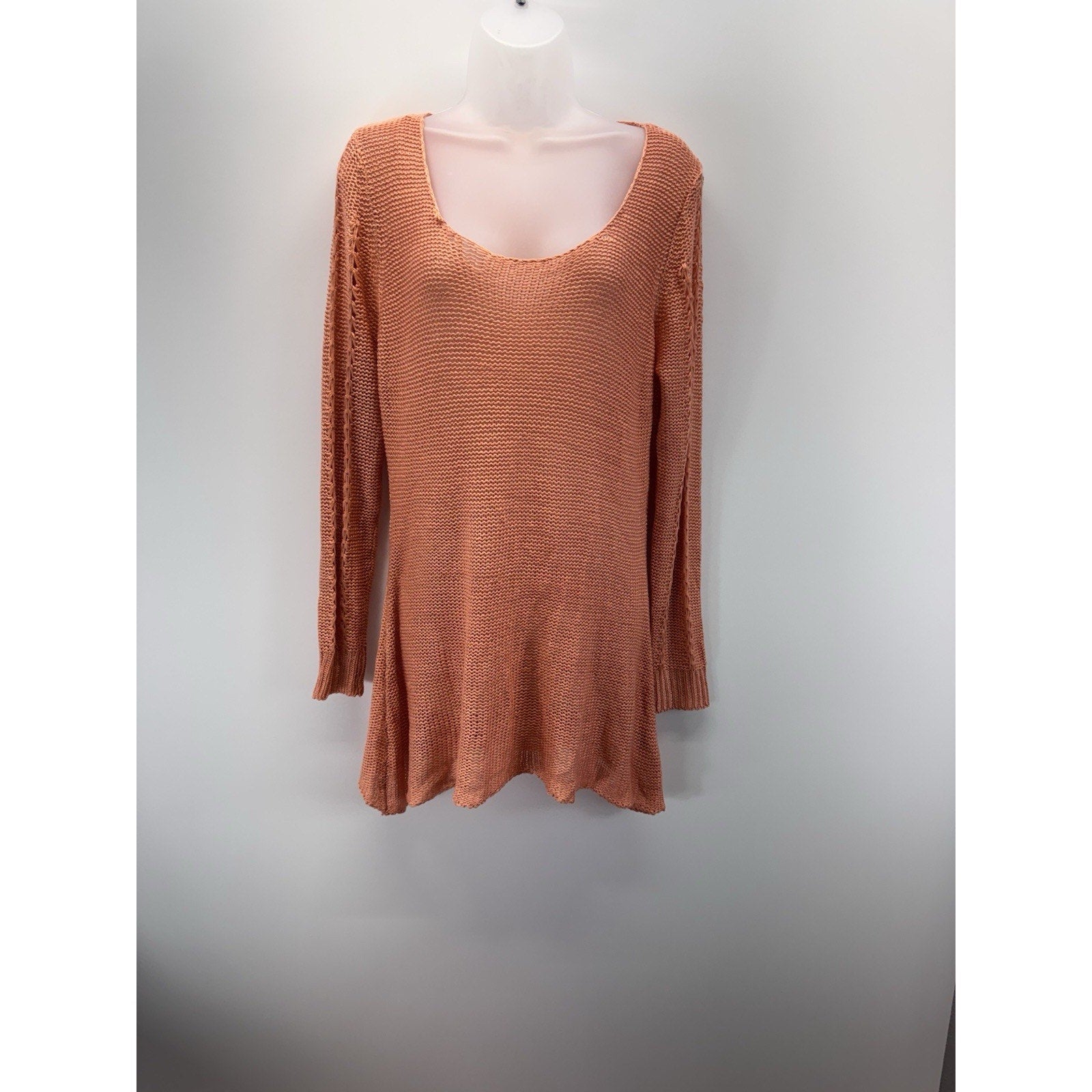 Casting LA Sweater Peach Open Knit Distressed LS Women’s Size Medium NWT