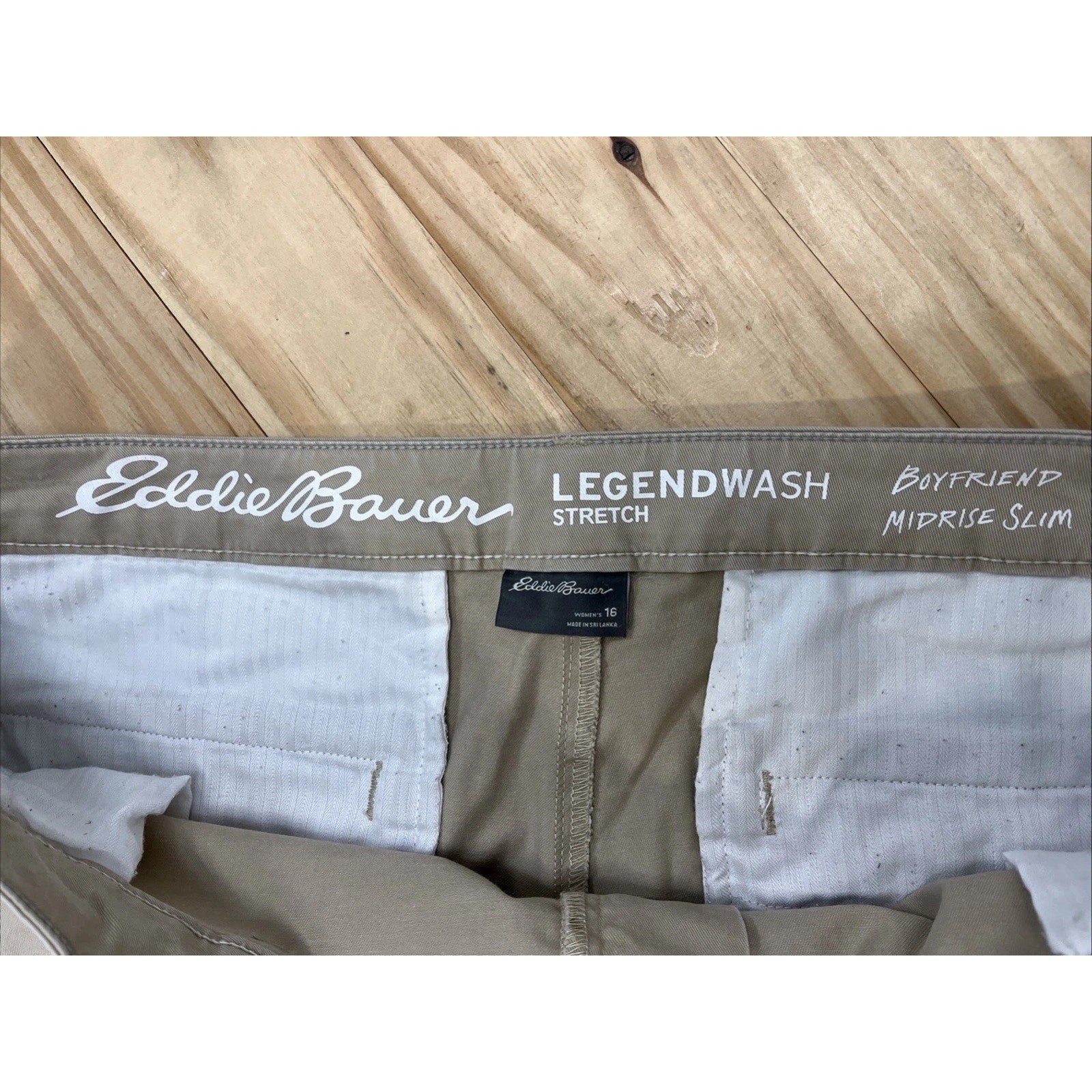 EDDIE BAUER Legend Wash Boyfriend Mid Rise Pants Womens Slim Leg Stretch 16