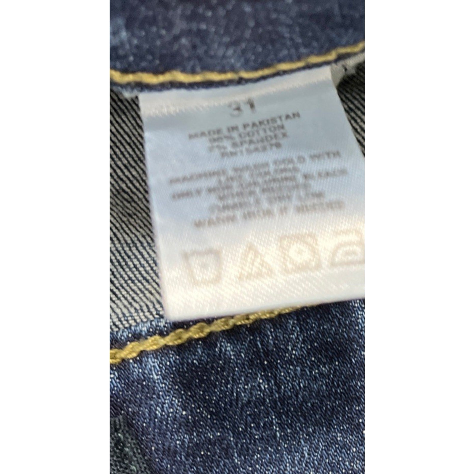 Aeropostale Shorts Mens 31 Blue Slim Cuffed Bermuda Distressed Medium Wash Denim