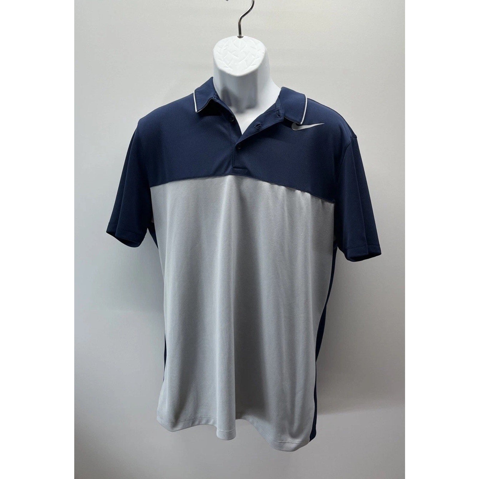NIKE Golf STANDARD FIT POLO SHIRT GRAY STRIPED MENS Large