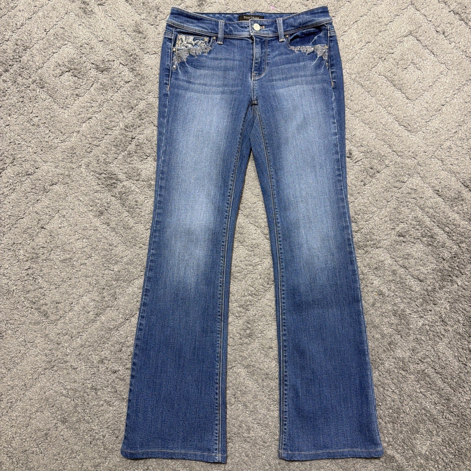 White House Black Market Blanc Bootleg Embellished Jeans Womens Size 2 S 28x30