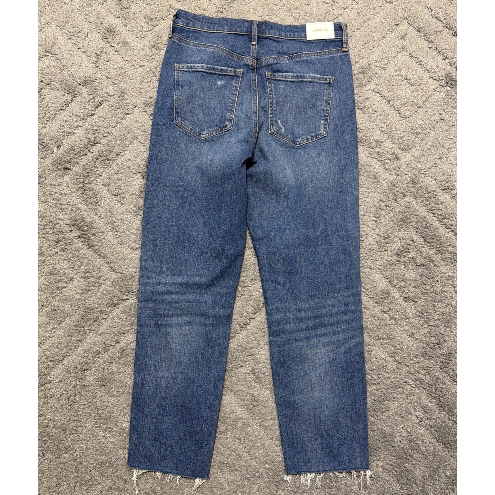 New Express Mom Jeans Super High Rise Women’s Sz 8R Distressed Denim Jeans Pants