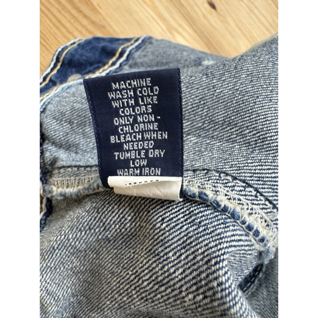 Amethyst Women’s Plus 1X Blue Denim Vest Distressed Button Front