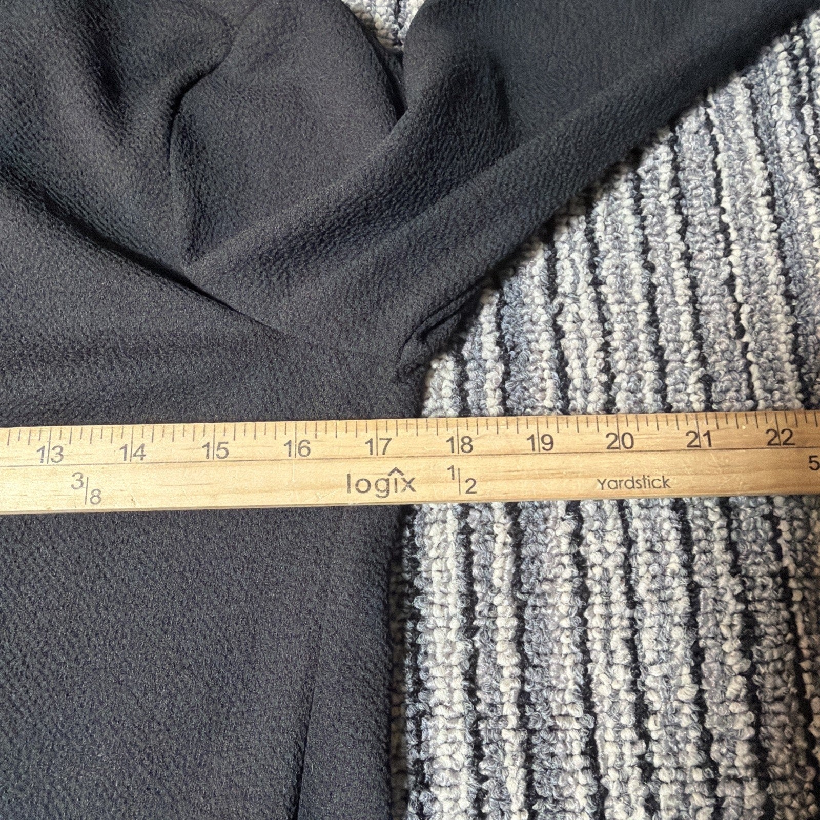 Divided H&M Women's Size 2 Black Long Sleeve Blouse Keyhole Neck Button New