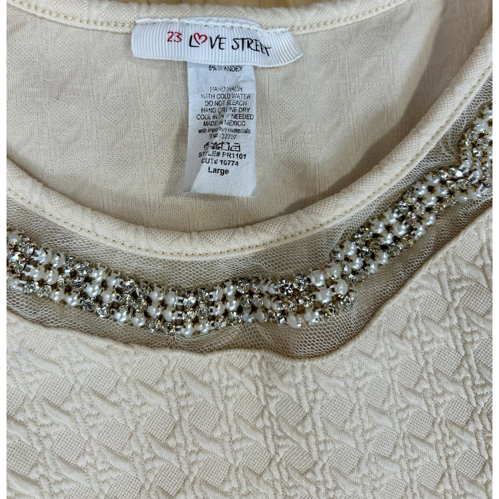 23 Love Street Cream Sleeveless Top With Sequins Blouse Womens Size Large.