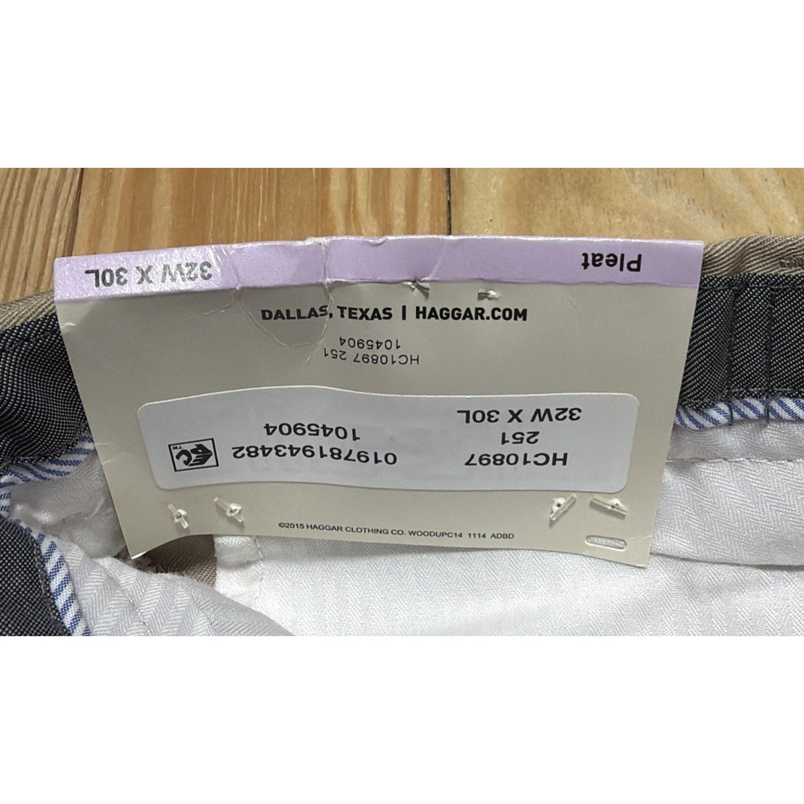 NWT Haggar Mens Premium No Iron Classic Fit Pleated Dress Pants Khaki 32x30 New