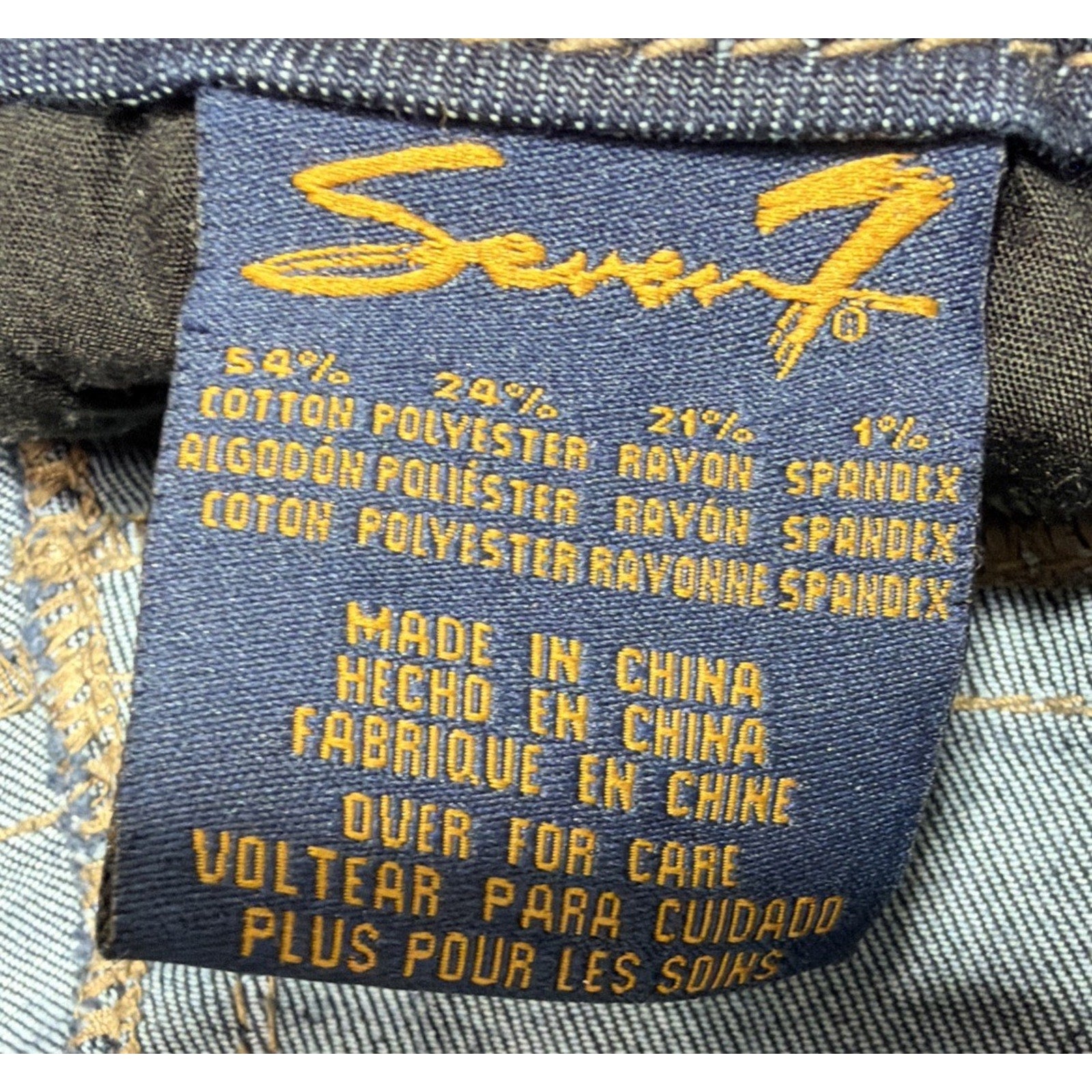 SEVEN7 slimming straight Thick Stitch Embroidered dark wash jeans 10 31x31.5