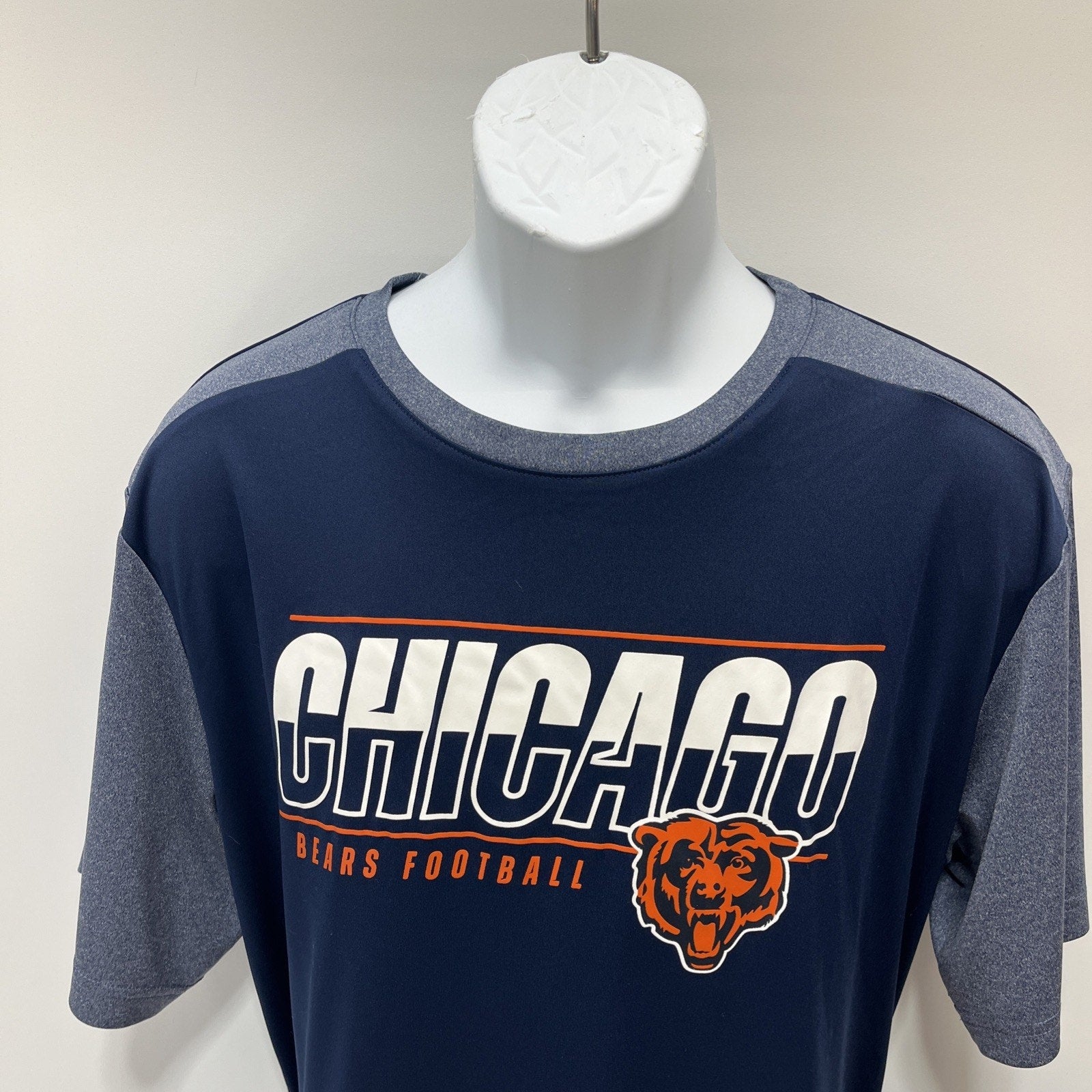 Chicago Bears NFL Football Logo Team Apparel Blue Athletic T-Shirt Men’s Size XL