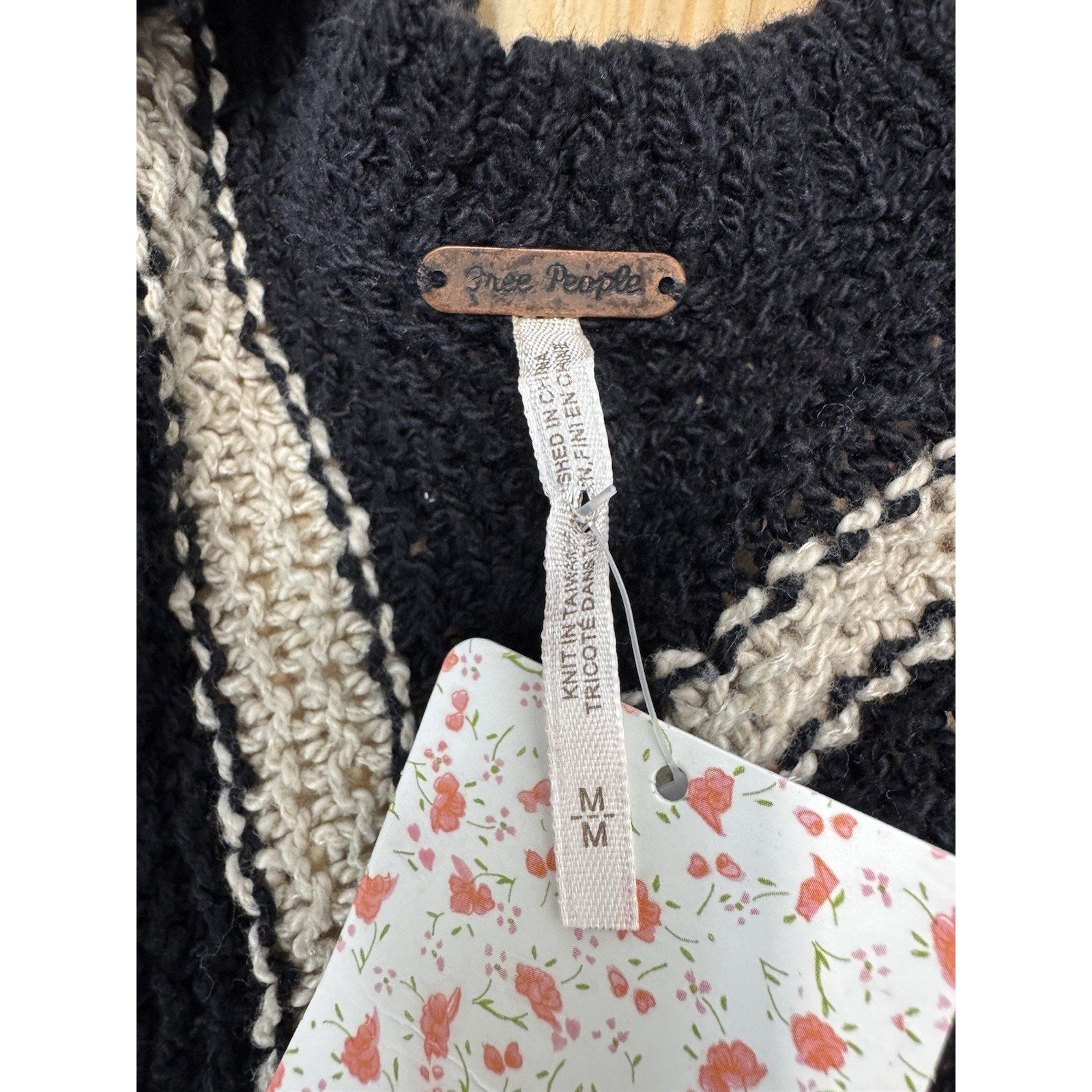 Free People Black Beige Chevron Striped Chunky Circle Cardigan Sweater Size Med
