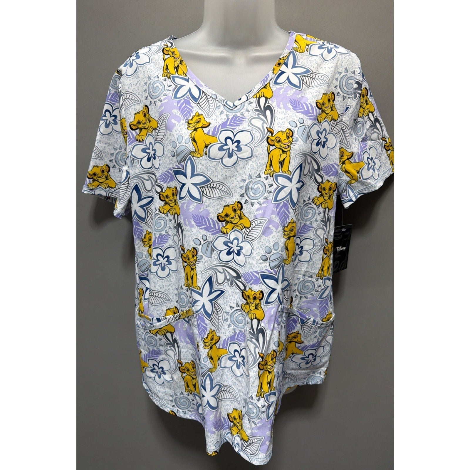Disney Women's Floral The Lion King Simba Scrub Top Pockets Sz M New