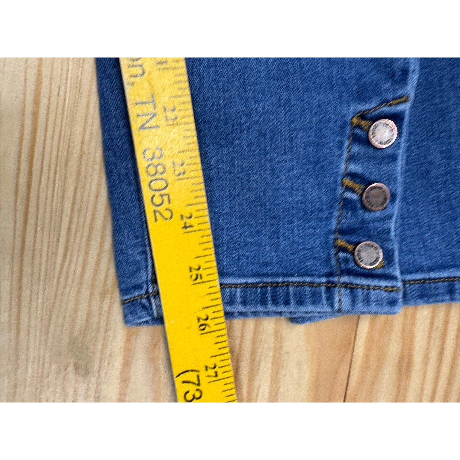 Izod Pants Womens 10 Blue Denim Jeans Straight Stretch