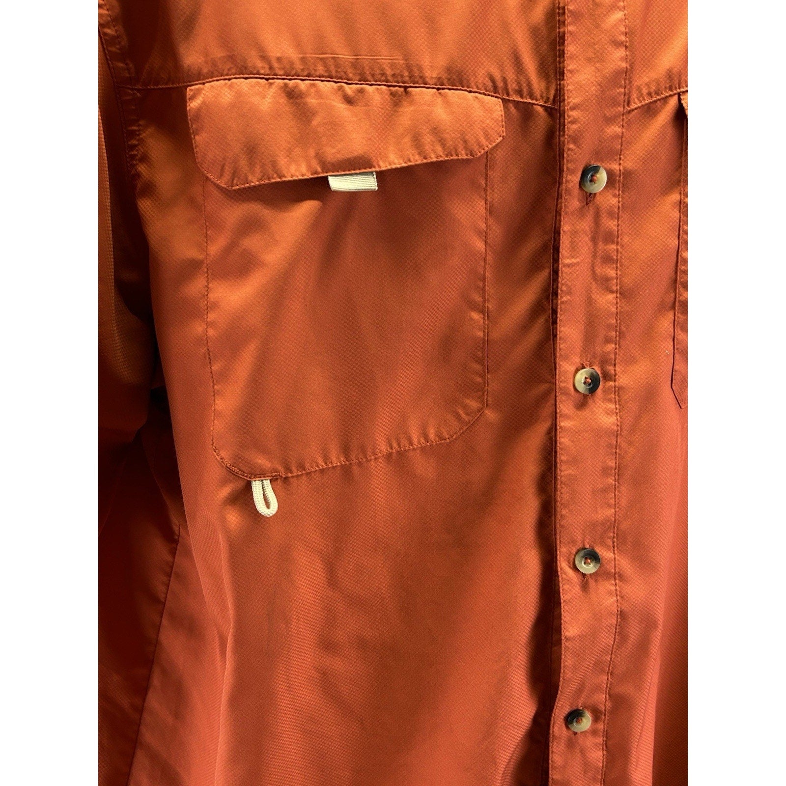 SpiderWire Men's Short Sleeved Button Down Fishing Shirt. Size XL