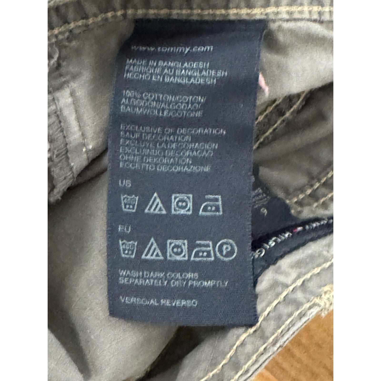 Tommy Hilfiger Shorts Women’s Size 6 Rolled Cuff Cargo Pockets Rip Stop Khaki