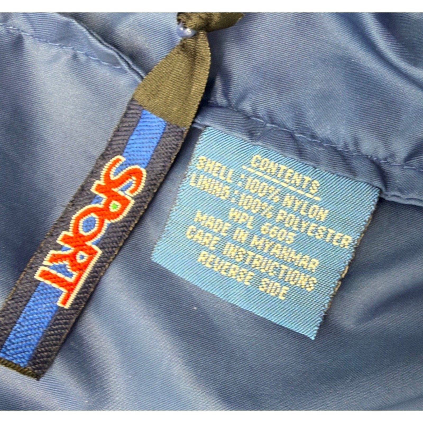 Vintage Dunbrooke Sport Womens Rain/ Windbreaker Jacket, Full Zip Size Small