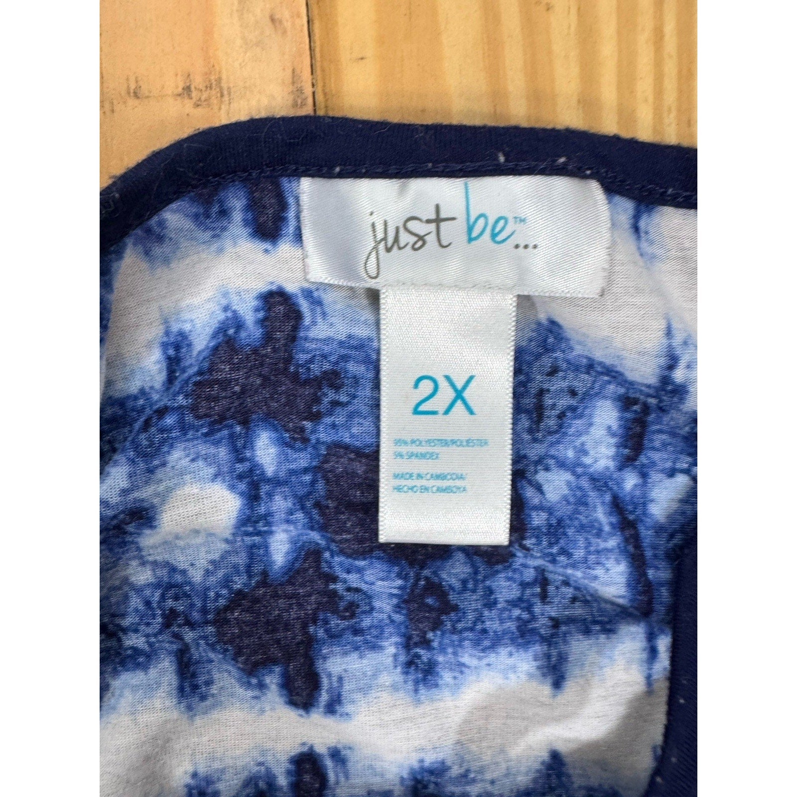 Just Be Womens Blouse Size Small Slit Sides Multi Color