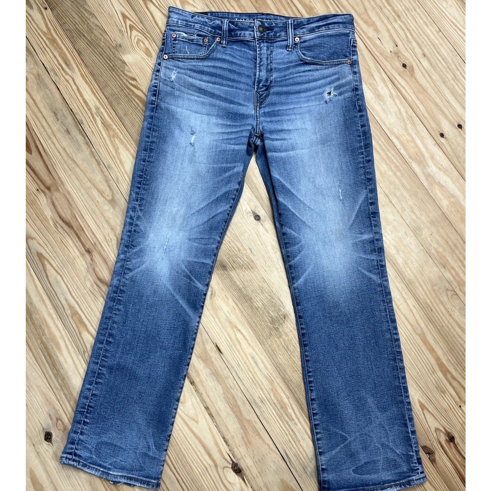 American Eagle Jeans Mens 32x30 Boot Cut Faded Dark Wash Denim Distressed Casual