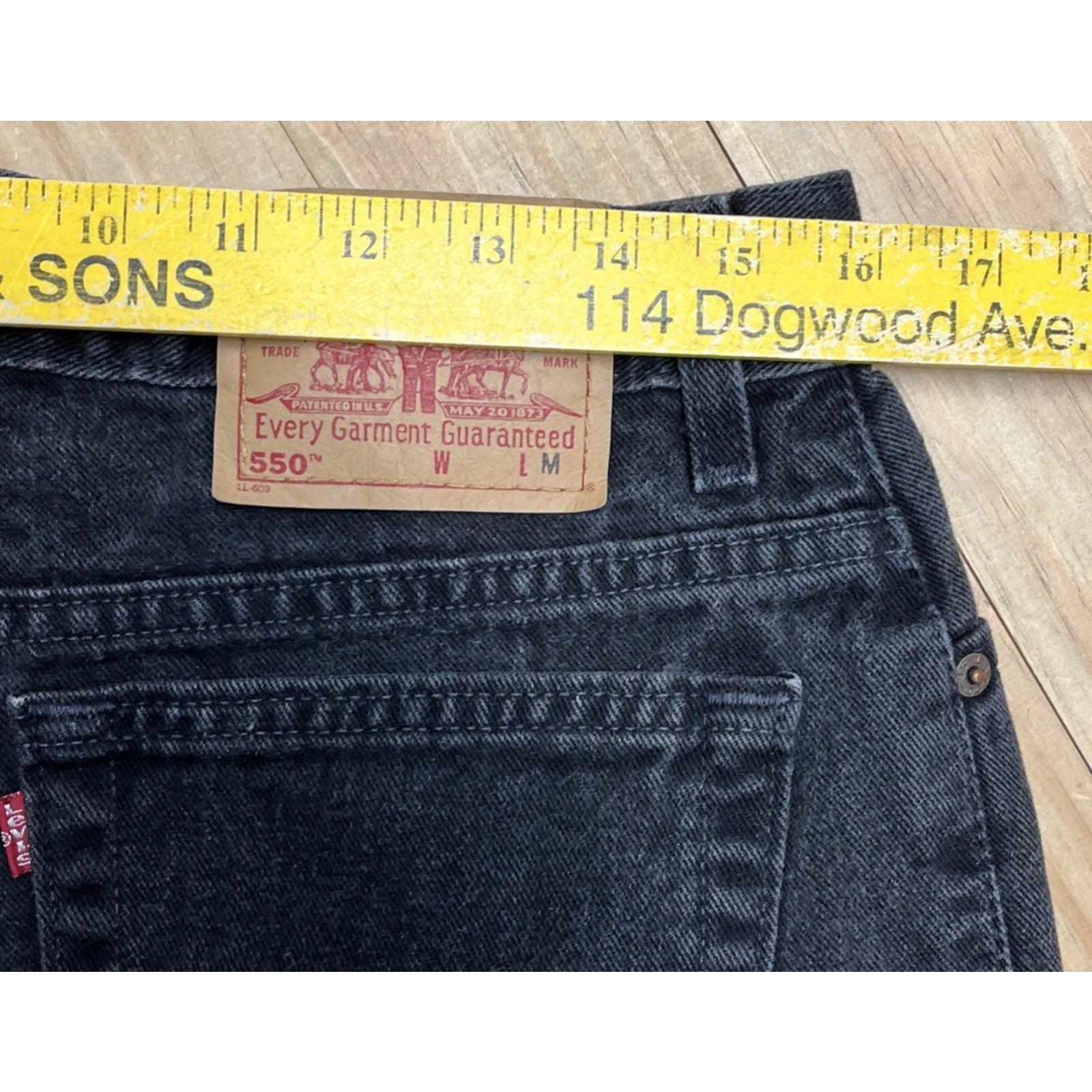 VINTAGE Levis 550 Jeans Womens 14 Mis Black Tapered Relaxed Y2K Made In Usa
