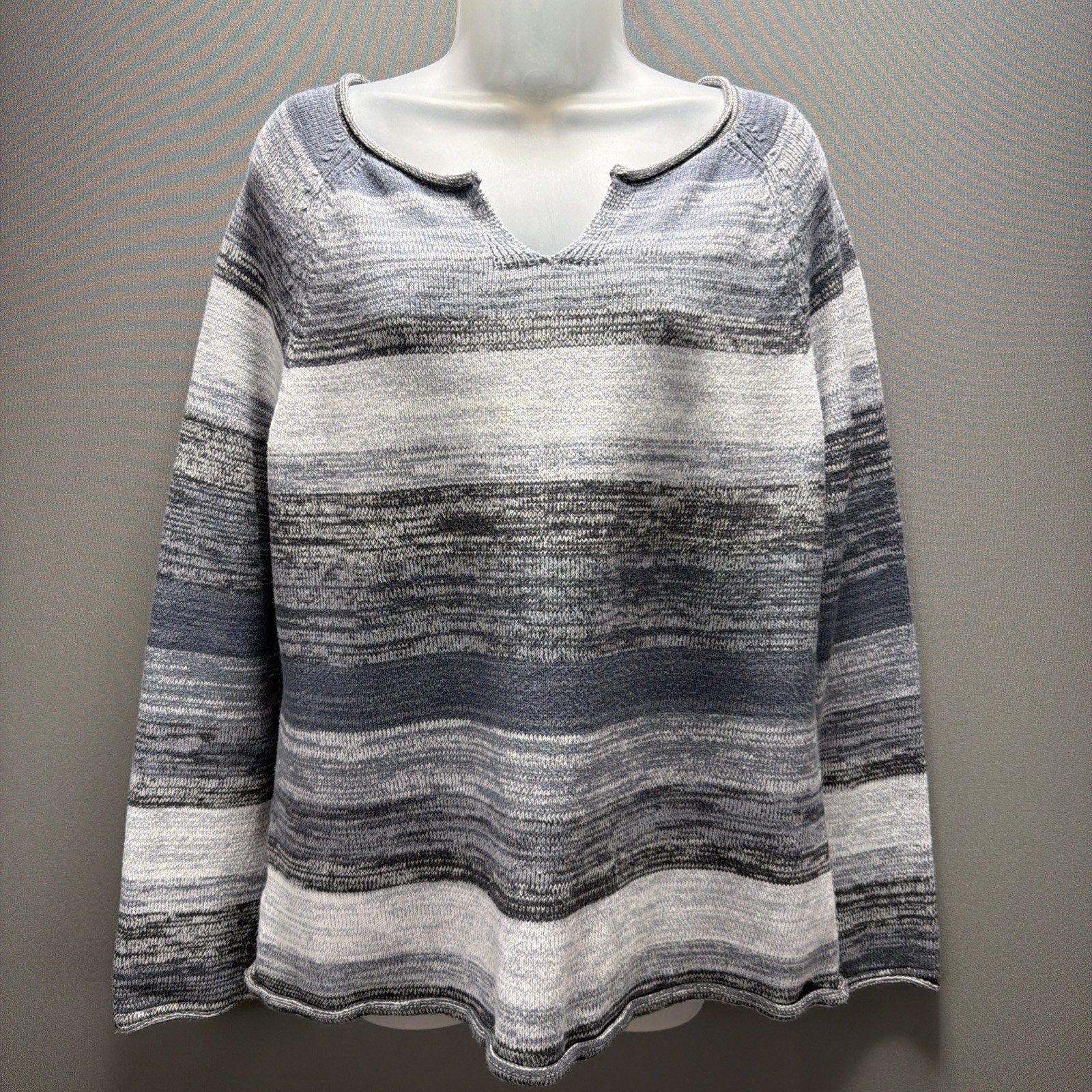 Eddie Bauer Womens M Gray Stripe Cotton Nylon Notch Neck Lightweight Sweater