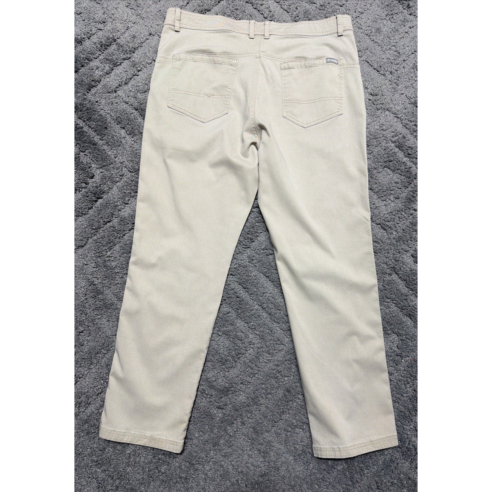 COLUMBIA MENS STRAIGHT FIT FLAT FRONT TAN KHAKI PANTS SIZE 38X30 COTTON ELASTANE