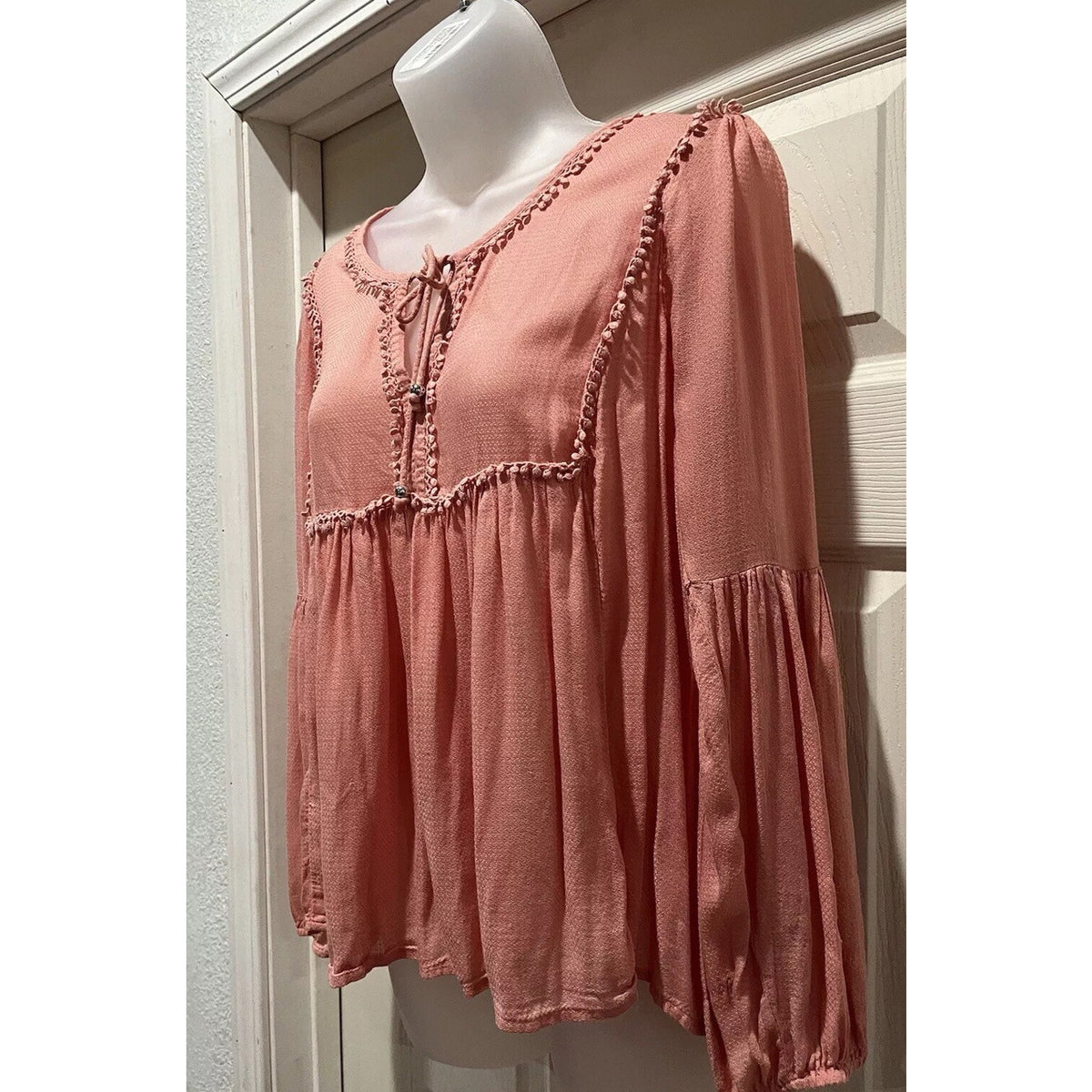 Haute Hippie Peasant Sleeve Peach Boho Size Oversized XS Pompom Lace Detail