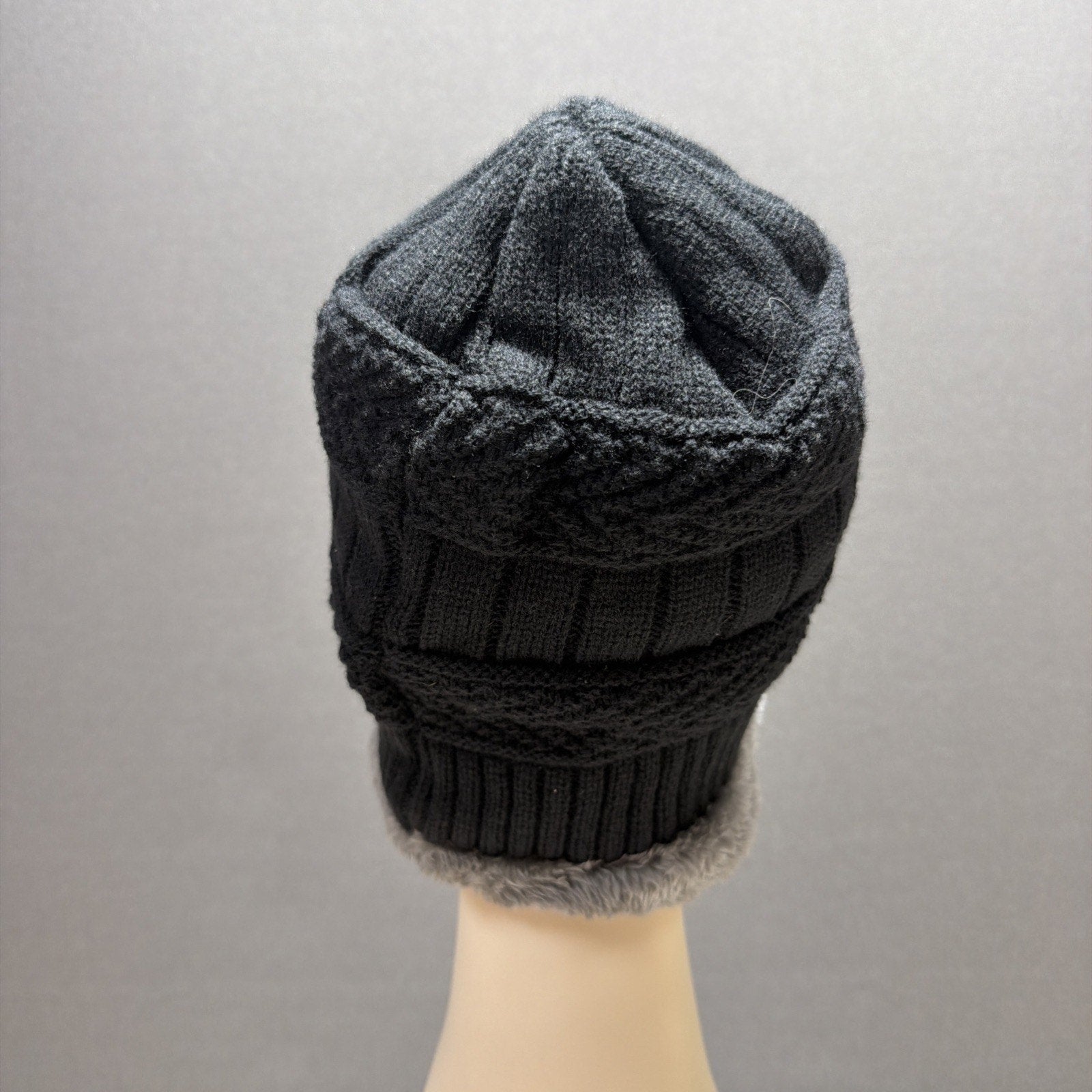 Black Serremo Beanie Hat Sherpa Lined