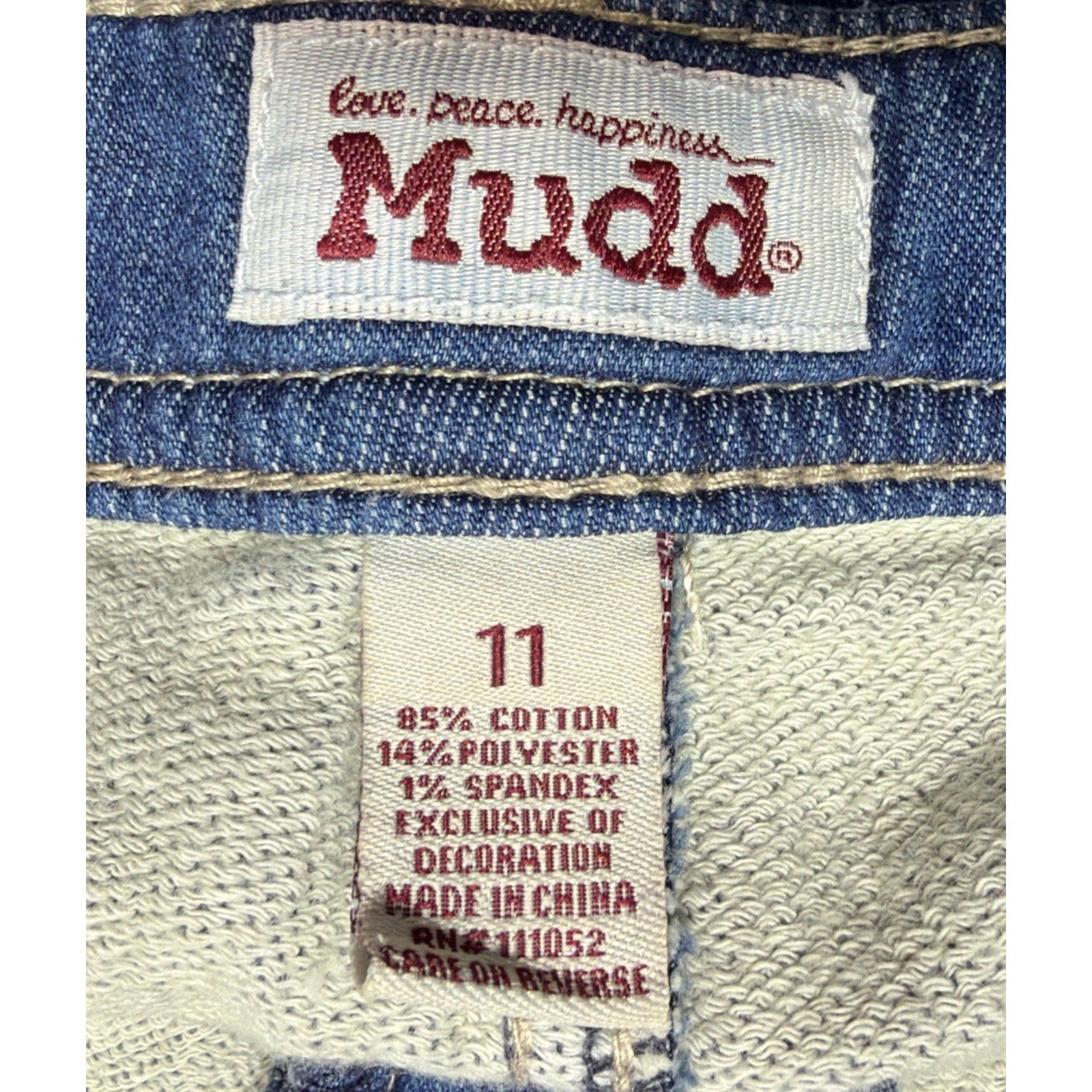 Mudd Distressed Denim Shorts Raw Hem Ripped Blue Wash Juniors Size 11 Y2k Beach