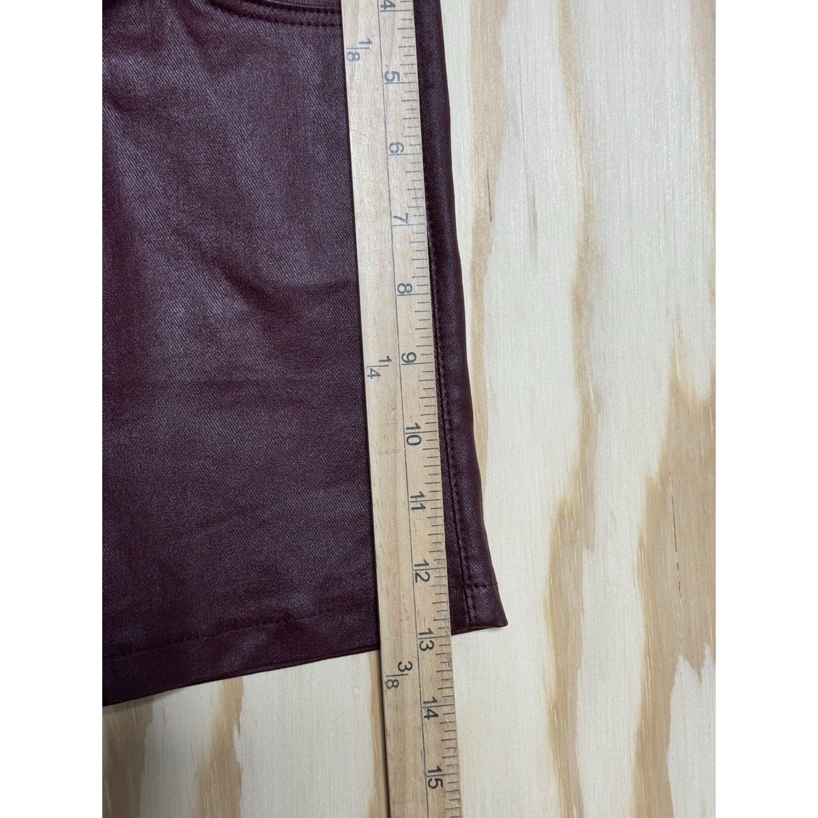 Apperloth Burgundy Faux Leather Shorts Womens M High Waist Stretch Club Sexy NWT