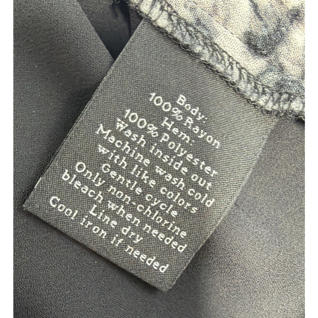 “Rock And Republic”Women's Shirt Black~White~Tuxedo Tail~Cap Sleeve~Size XS