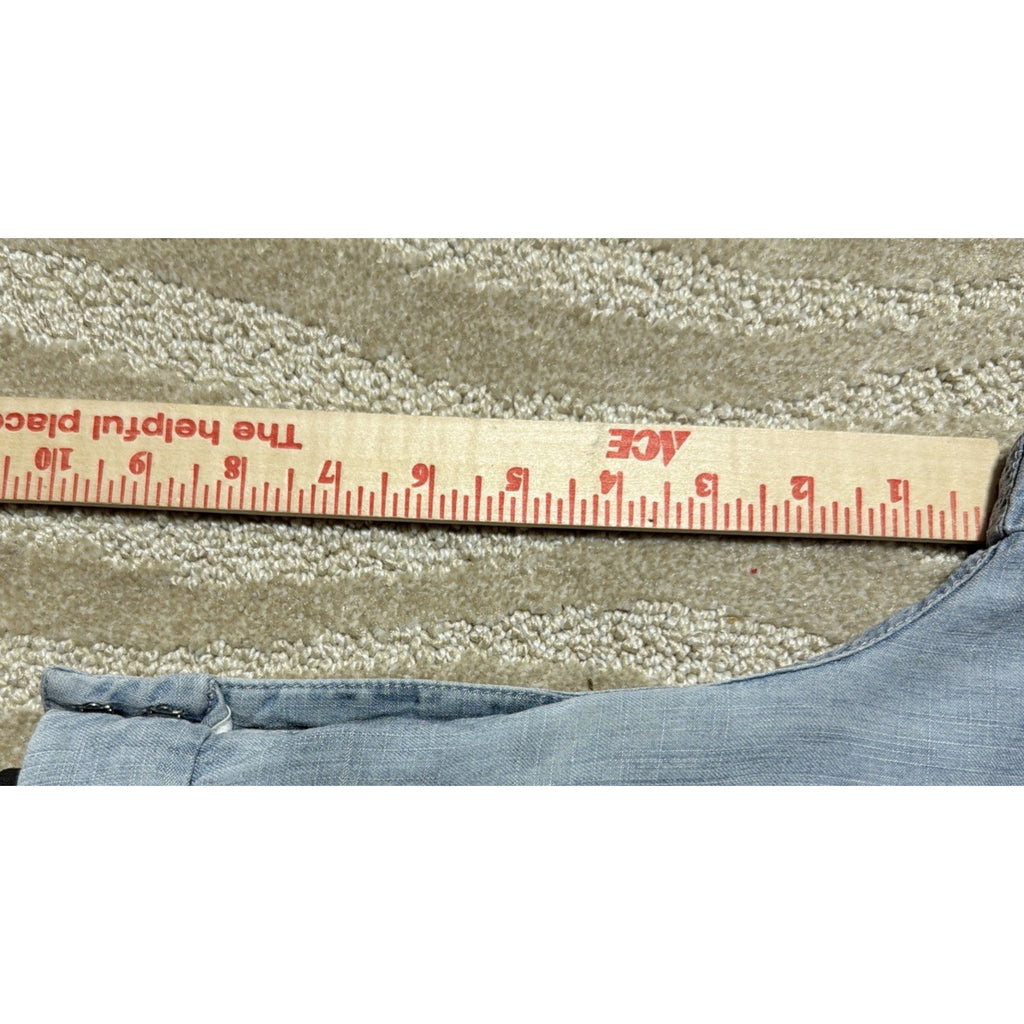 Level 99 Anthropologie Mid Rise Denim Shorts Blue Linen Women's Size 31x3”