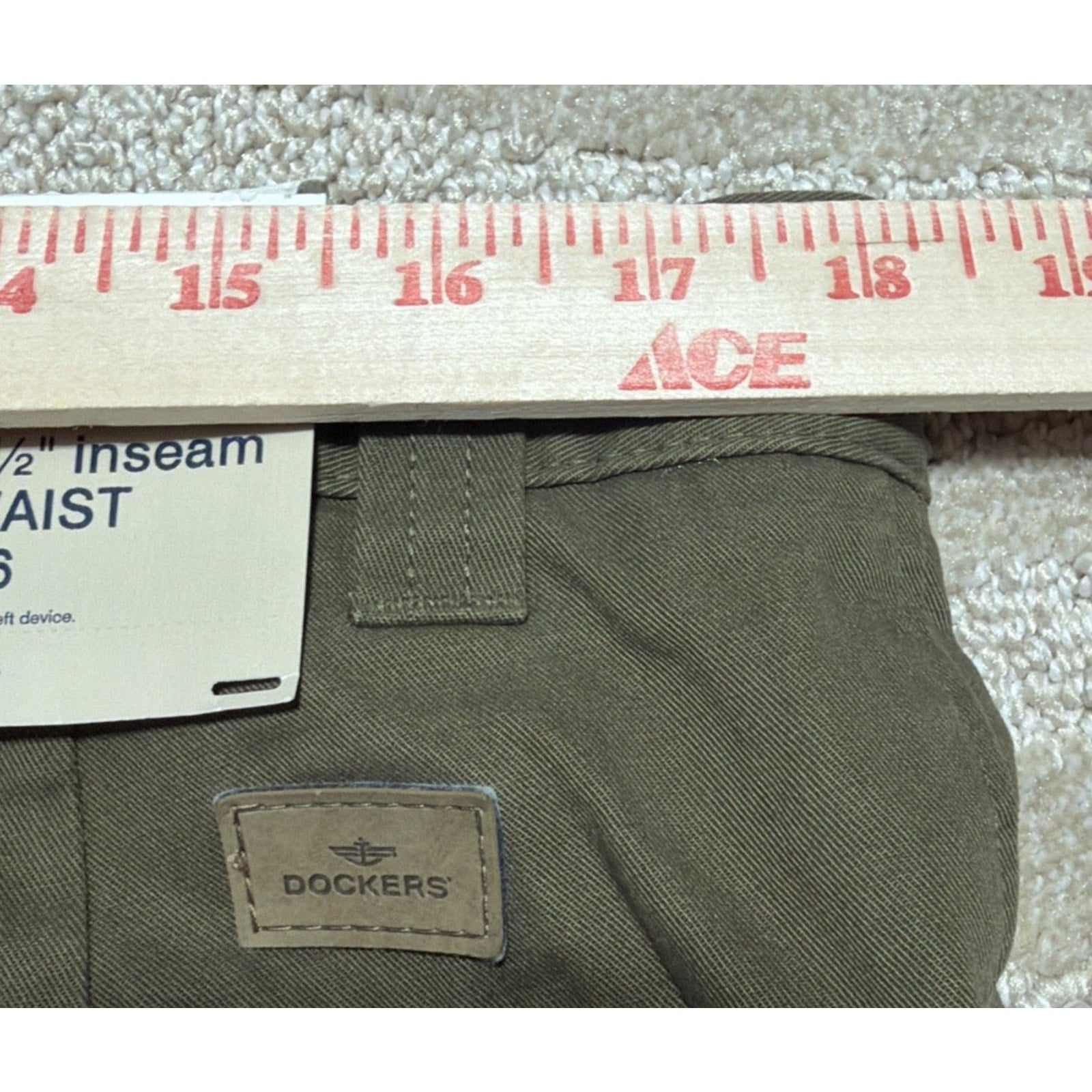 Dockers Men’s Shorts W36 Olive Green Relaxed Fit Flat Front 9.5” Inseam NWT