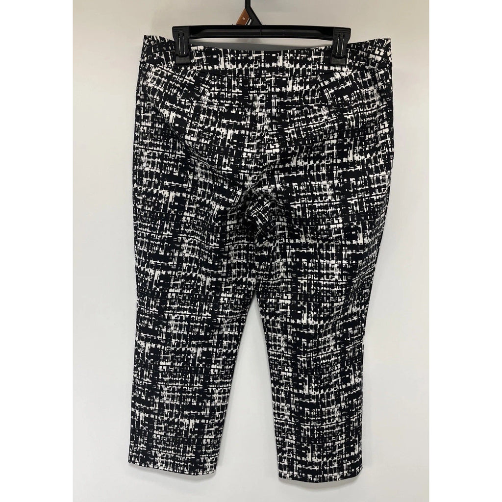 Apt. 9 Women's/Misses Size 8 Black And White Checkered Pattern Crop Pants