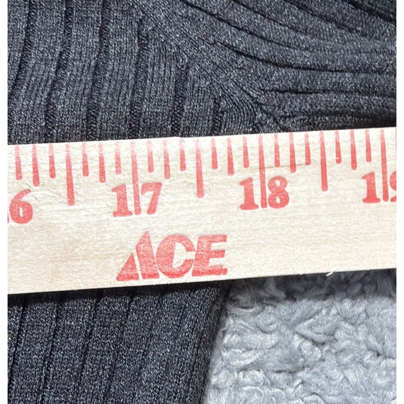Seraphine Cropped Turtleneck Ribbed Viscose Stretch Sweater 8 Minimalist NWT