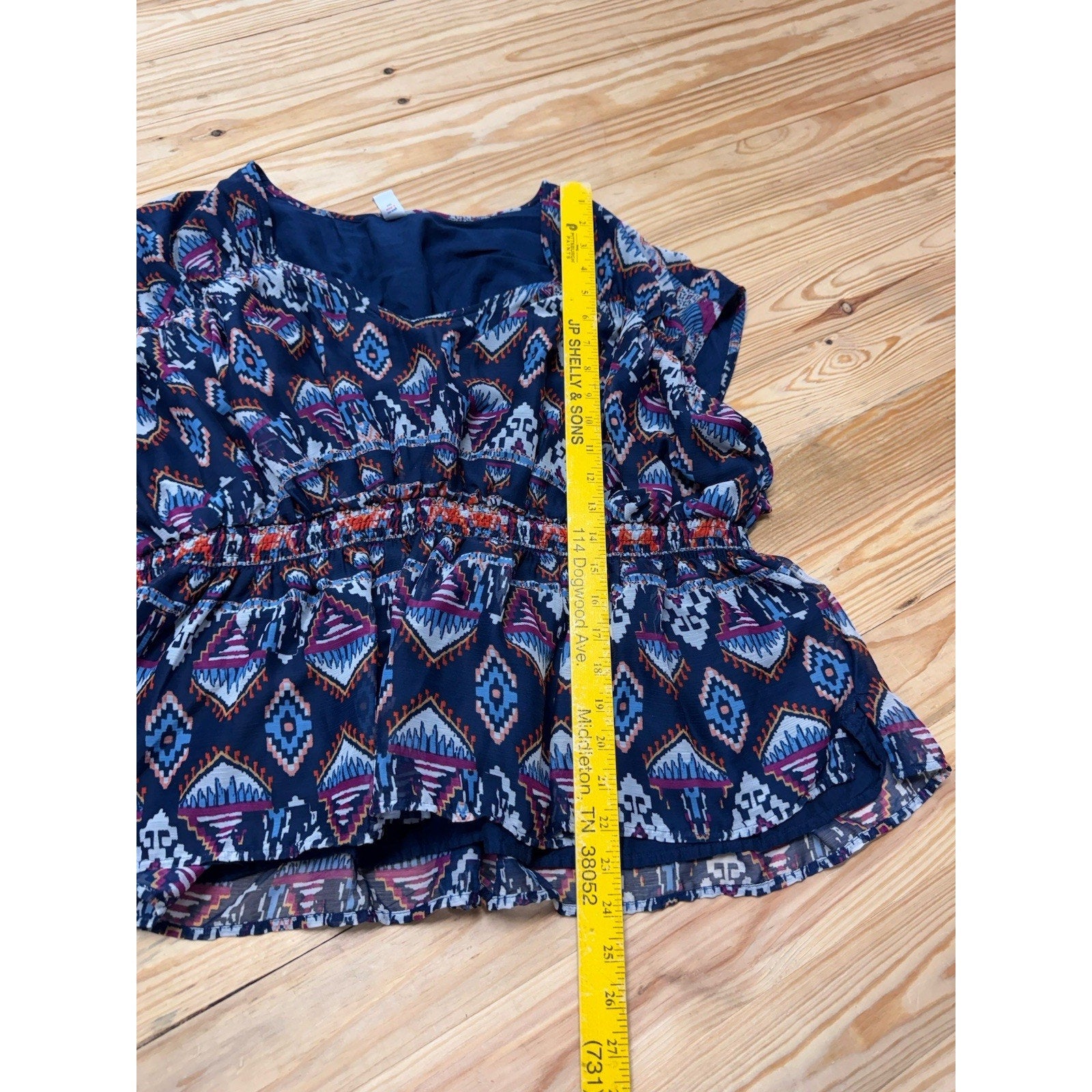 Old Navy Top Blue V-Neck Blouse Smocked Waist Cap Sleeve Geometric Women’s 2X