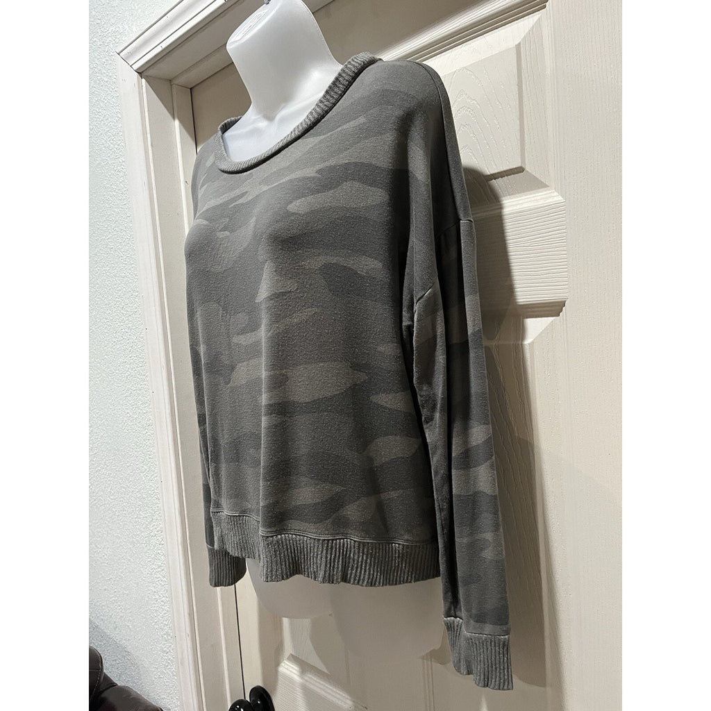 Splendid Green Camo Print Long Sleeve Shirt Oversized Sweatshirt Medium