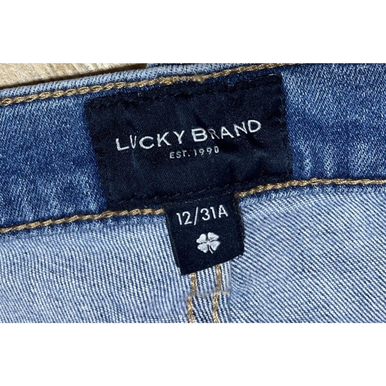 LUCKY BRAND MID RISE STRAIGHT SWEET JEANS STRETCH SIZE 12/31