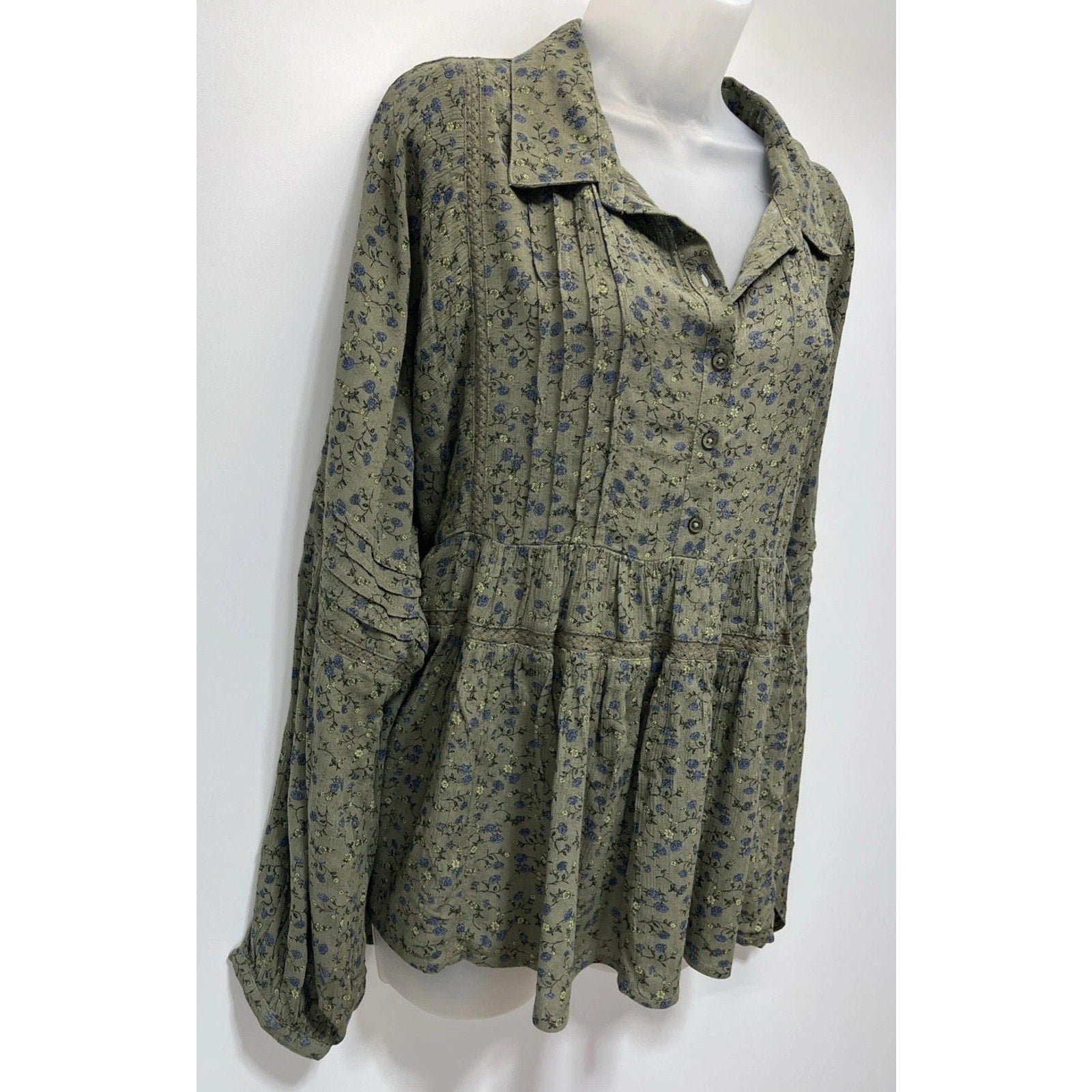 NWT Lucky Brand Blouse - Floral Print Boho Flowy Lace Trim Green Blouse -Size M