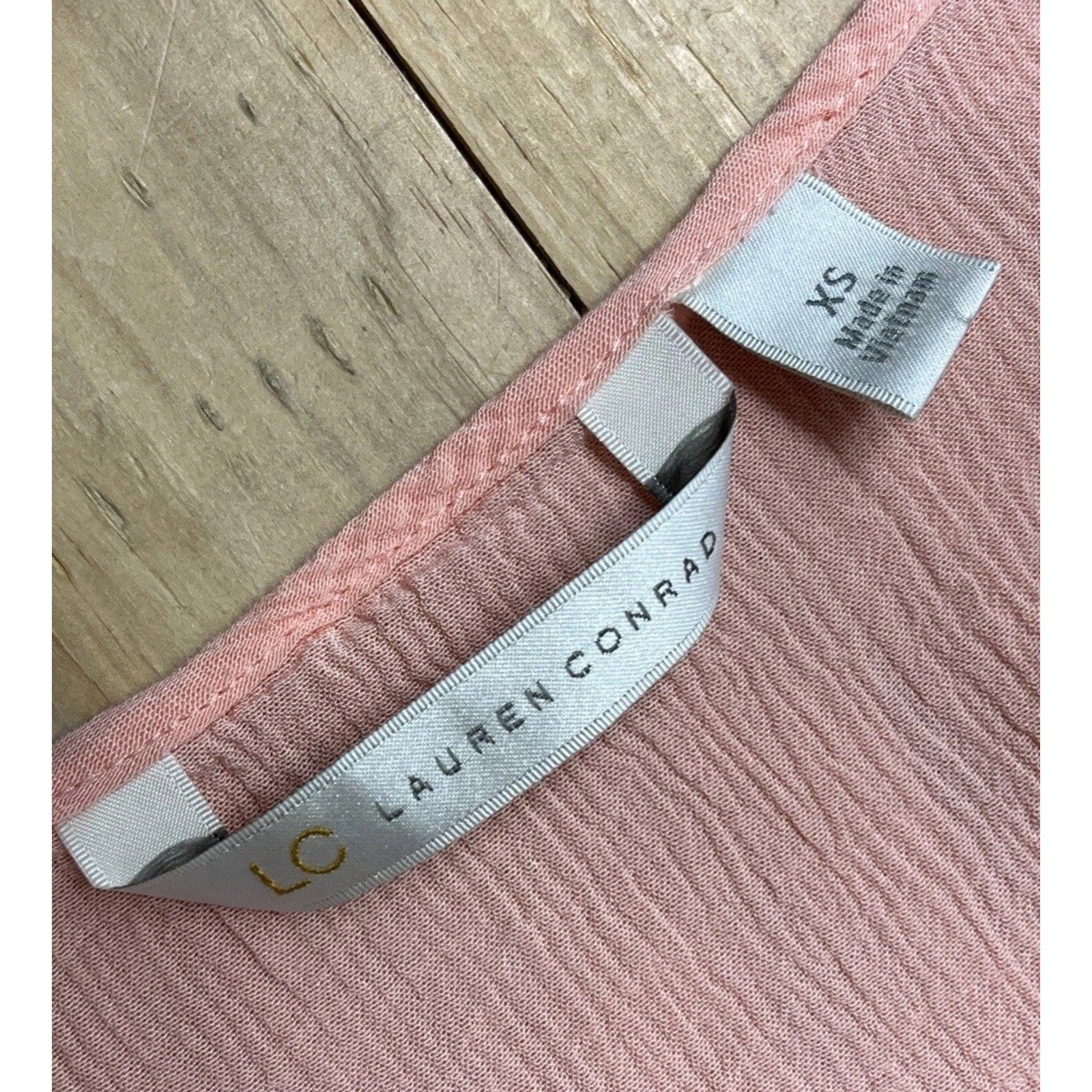 LC Lauren Conrad Womens Crepe Flounce-Hem Top Blouse Size XS Apricot Blush