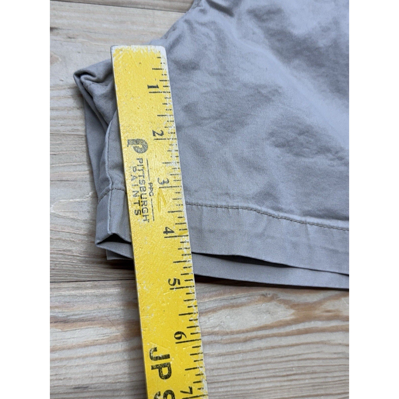 Old Navy Classic Flat Front Slash Pocket Cotton Chinos Tan Women’s Size 2
