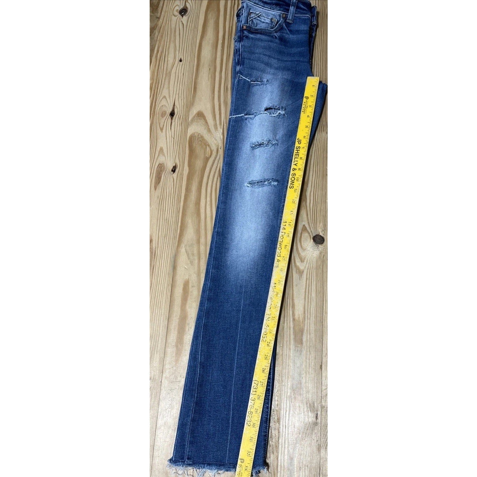 Maurices Jeans Woman’s Distressed Slim Boot Raw Hem Mid Rise Stretch 0 L 25x33