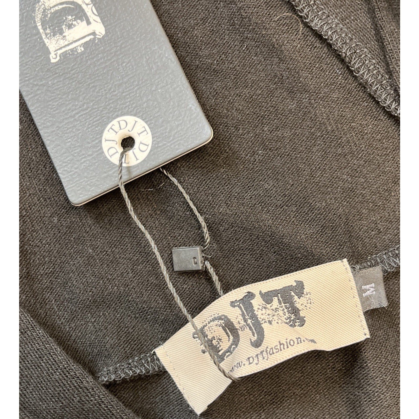 NWT DJT Twisted Bust Fitted Top Ribbed Knit Pullover Black Size Medium