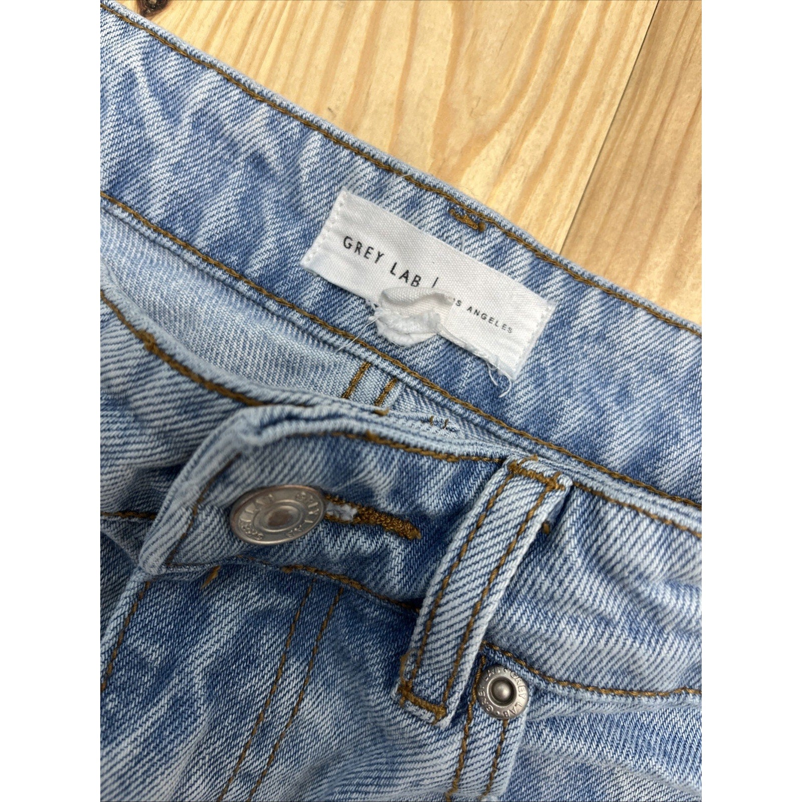 Grey Lab Los Angeles Women’s High Waisted Denim Shorts Size Small 26x4