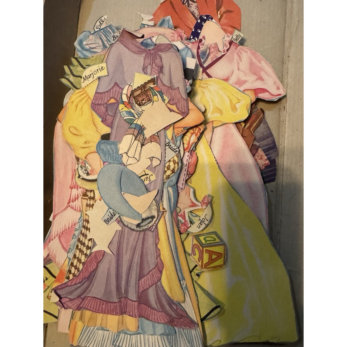 Huge Vintage Paper Dolls Lot 1930s 40s 50s Dolls Clothes Outfits Ephemera 100+