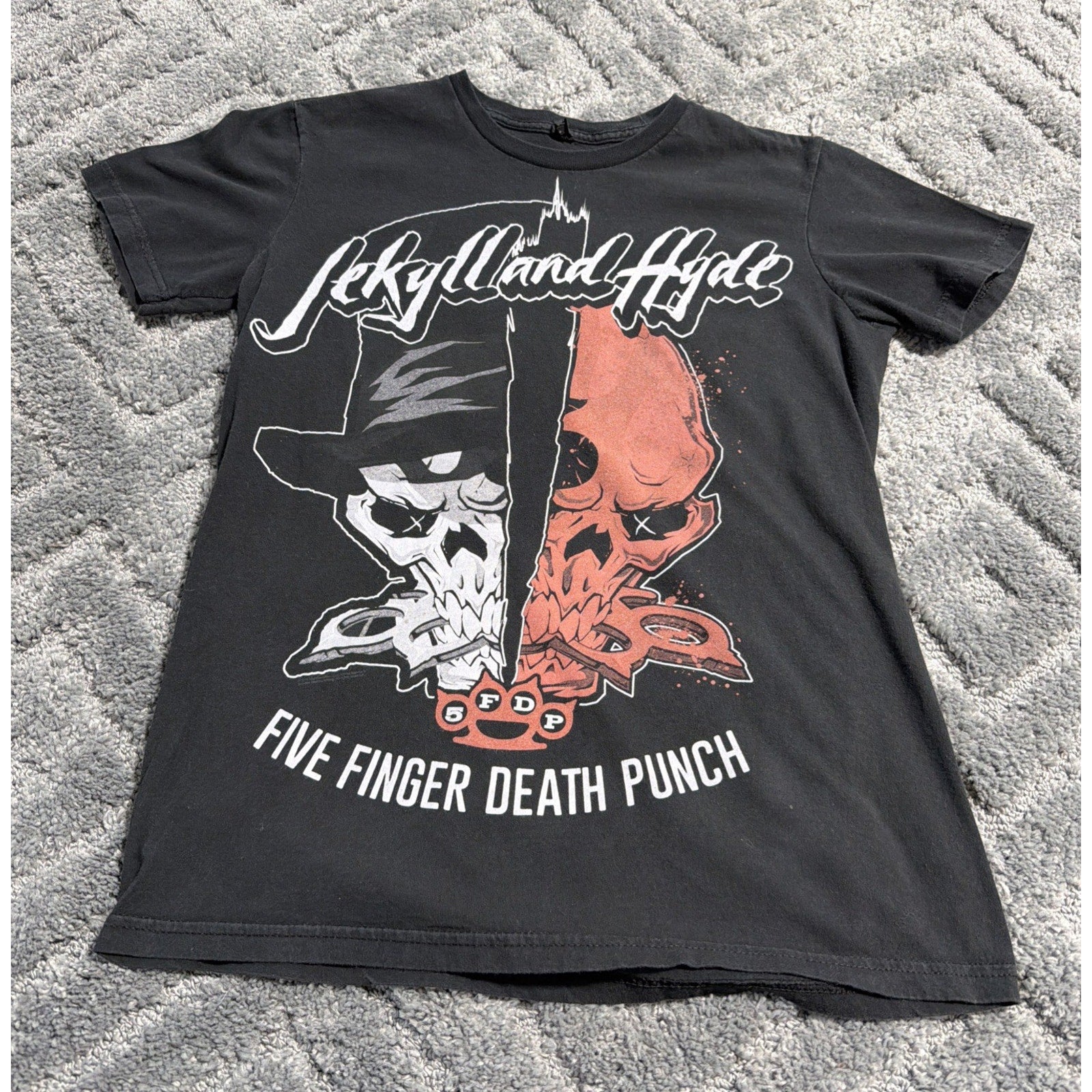 Jekyll And Hyde ~ Five Finger Death Punch Band T Shirt Size Small