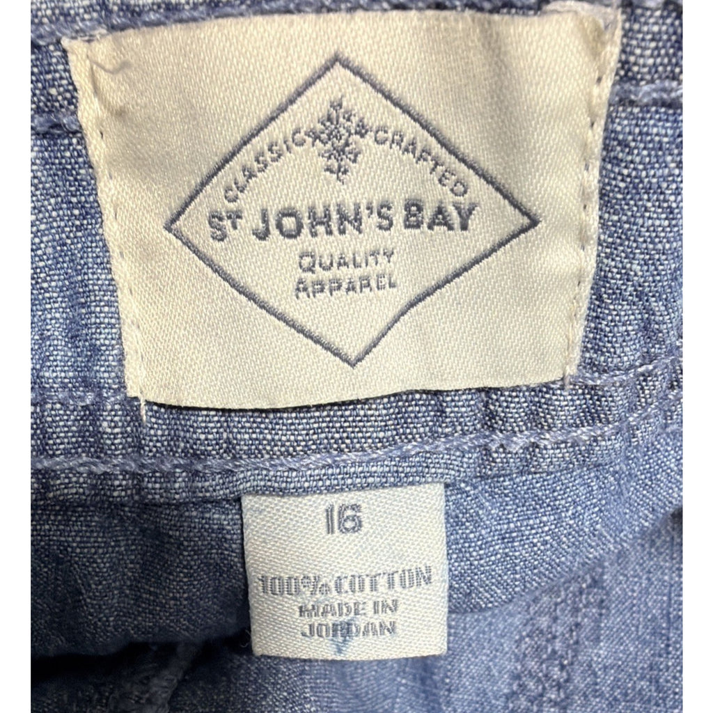 St. John's Bay Women's Mid Rise Bermuda Shorts Sz 16 Chambray 11” Inseam